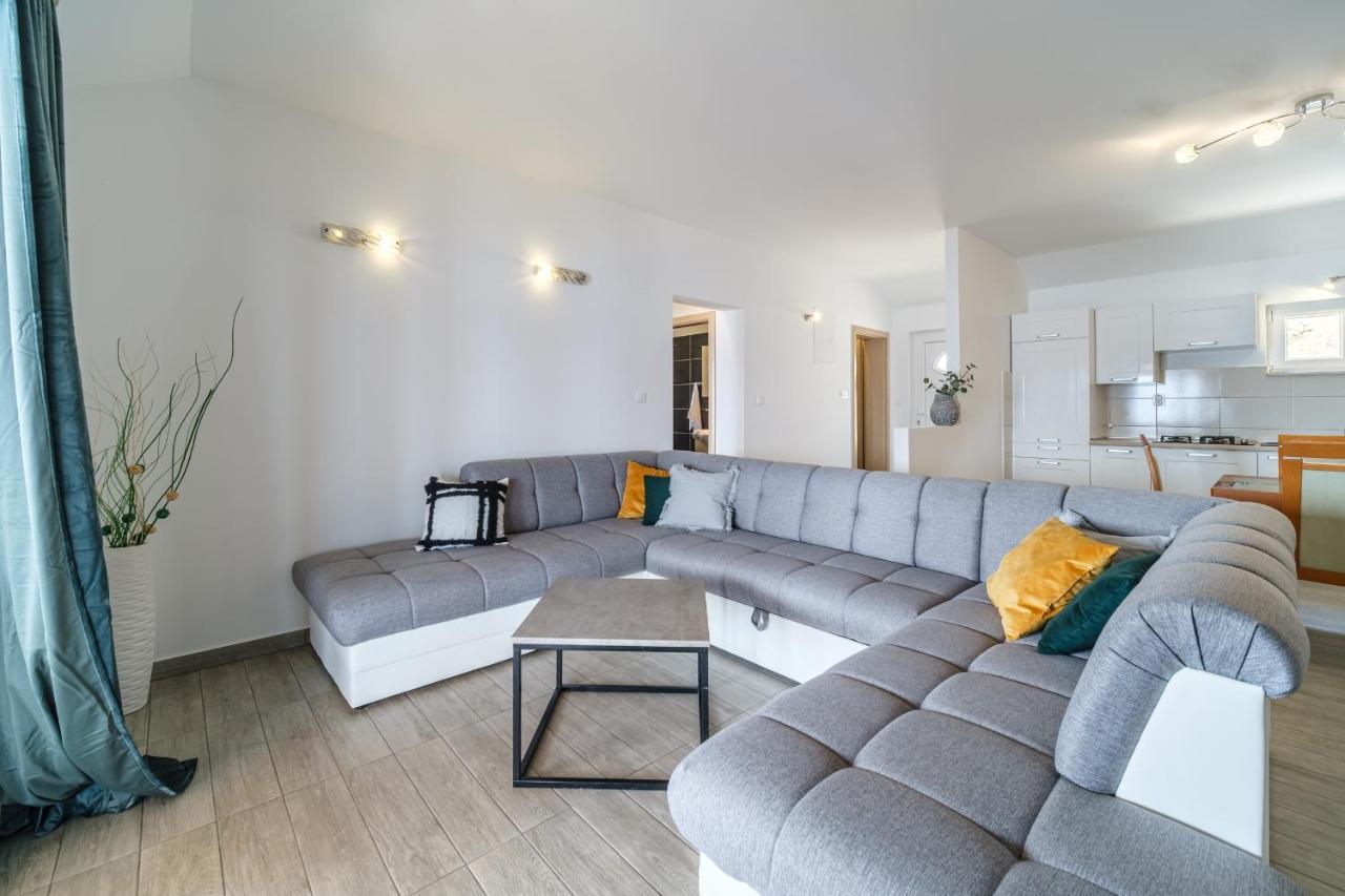 Rooms Plaza Divuje Мурвица Экстерьер фото