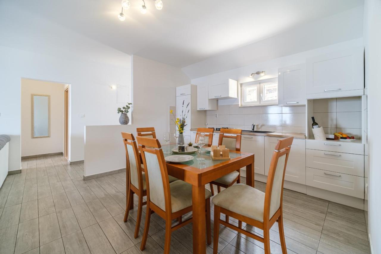 Rooms Plaza Divuje Мурвица Экстерьер фото